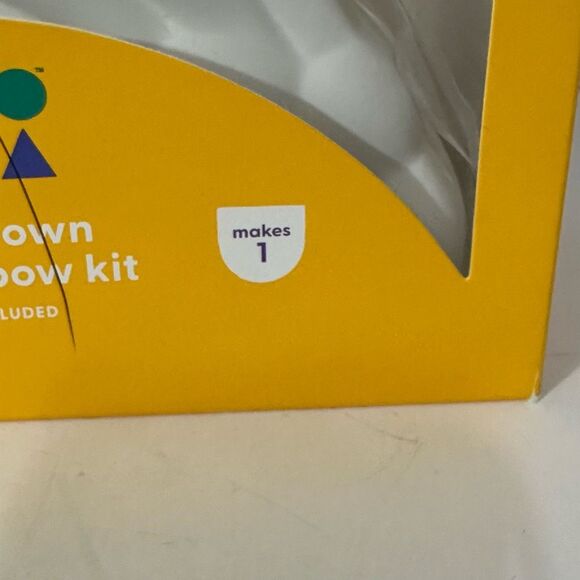 Mondo Llama Ceramic Rainbow Painting Kit - Picture 7 of 14